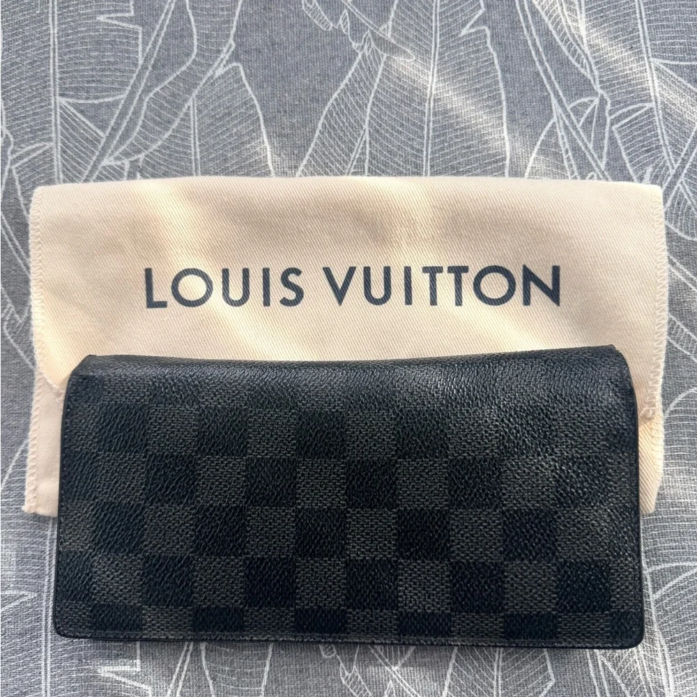 Louis Vuitton Black Textured Long Wallet